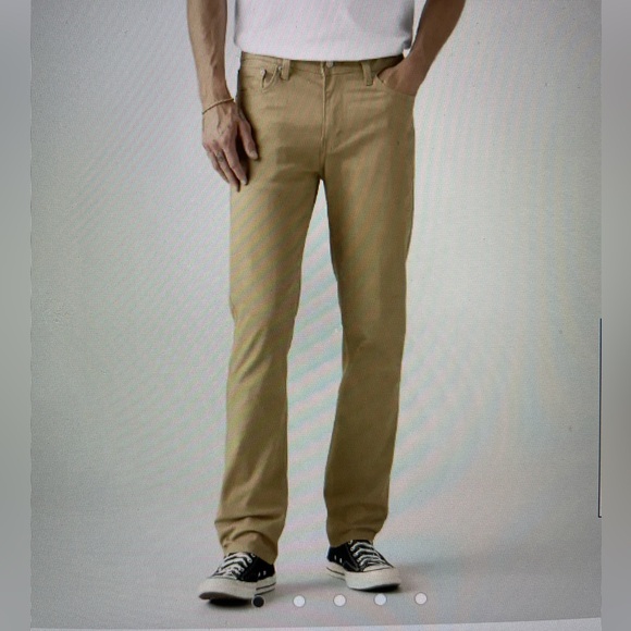 Levi's NWT Men’s 511 Slim Stretch All Seasons Tech Pants.
Size 40/30 - Picture 8 of 14